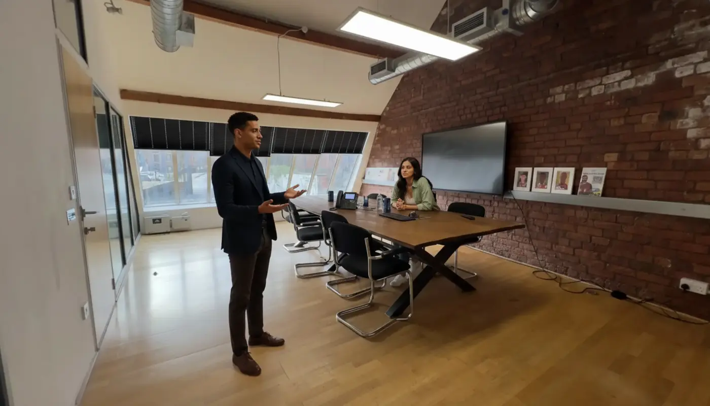 Modern UK business using cloud VoIP phone system